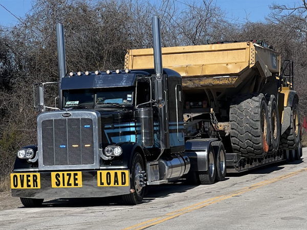 650x400-heavy-hauling 650x400 Heavy Hauling